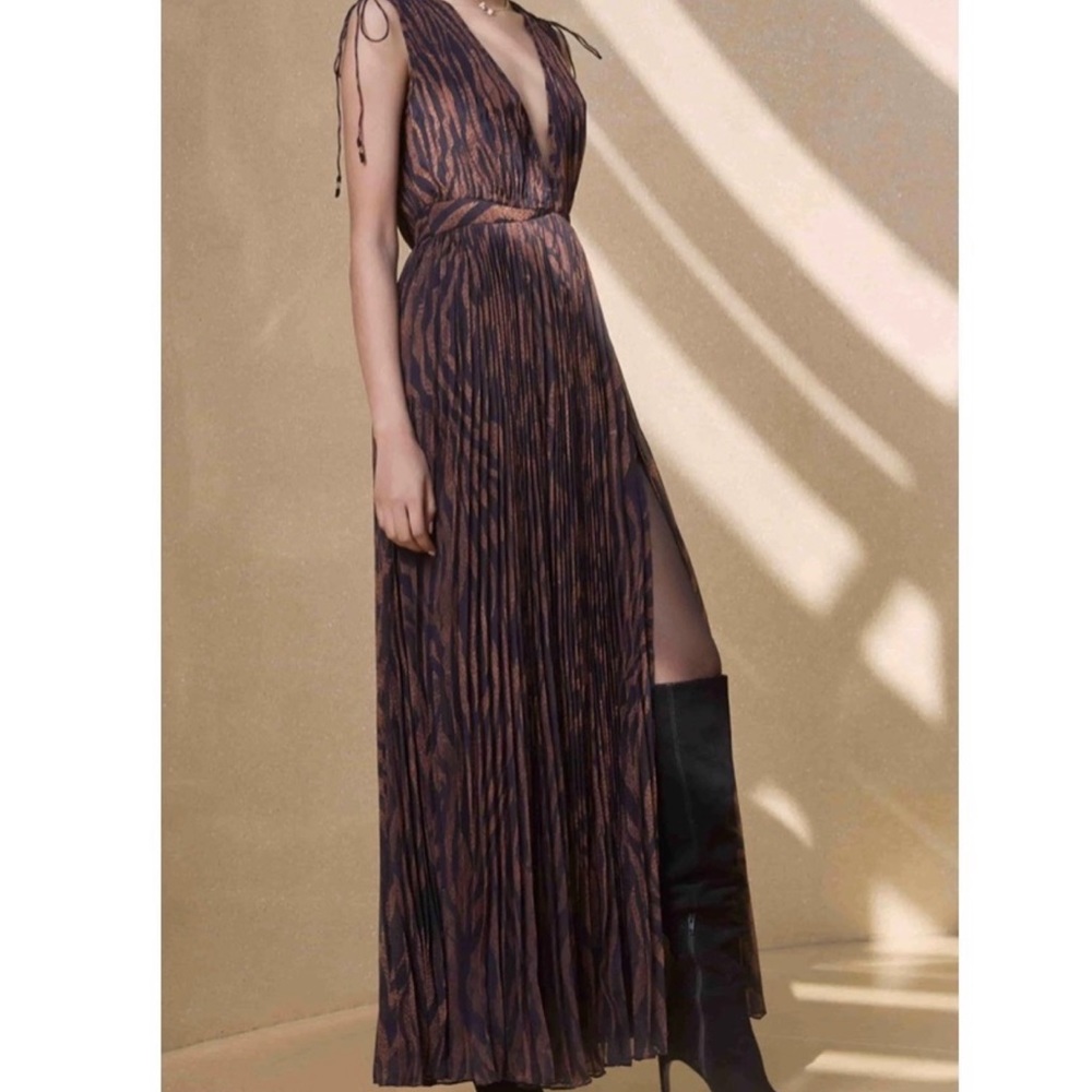 Rococo sand brown and black printed dress